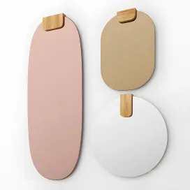 Clip wall mounted by sculptures jeux mirror